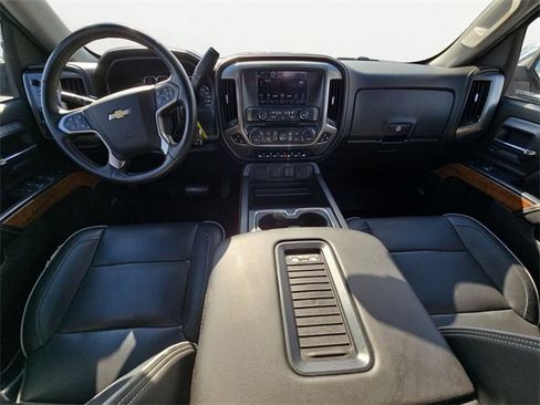Used 2018 Chevrolet Silverado 1500 High Country image 10
