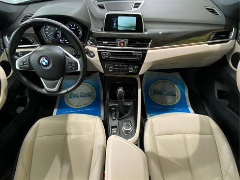 Used 2018 BMW X1 xDrive28i w/ Convenience Package AWD/4WD image 17