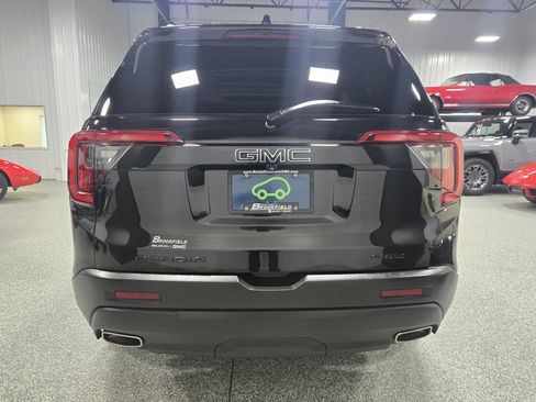 Certified 2023 GMC Acadia SLT w/ Elevation Edition AWD/4WD image 4