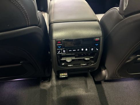 New 2026 Jeep Grand Cherokee L Summit w/ Obsidian Package AWD/4WD image 30
