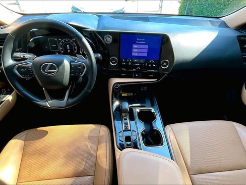 Used 2022 Lexus NX 350 Premium image 15