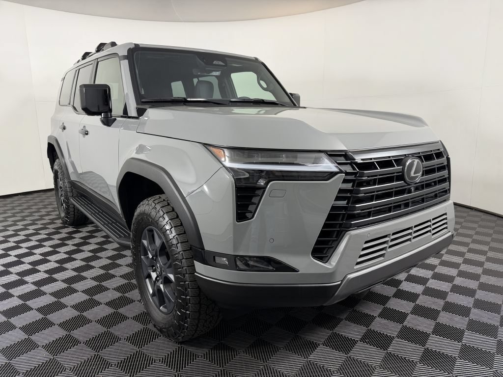 Used 2025 Lexus GX 550 AWD/4WD image 3
