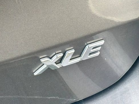 Used 2020 Toyota Sienna XLE FWD image 4
