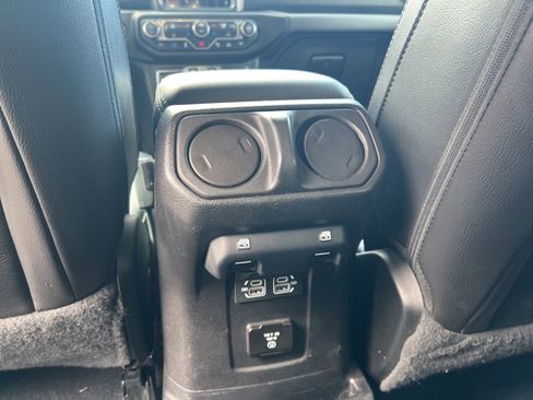 Used 2021 Jeep Wrangler Unlimited Sahara w/ Safety Group image 9