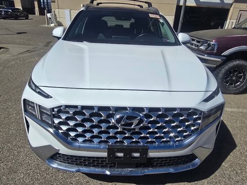 Used 2023 Hyundai Santa Fe SEL w/ Premium Package image 19