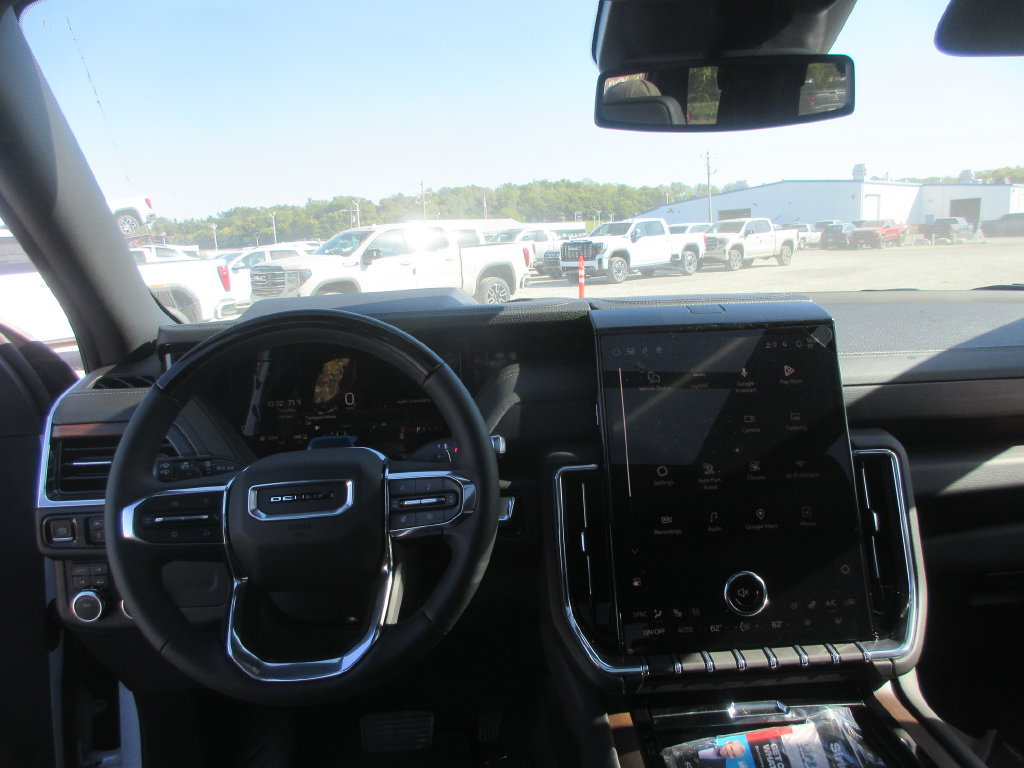 New 2027 GMC Yukon Denali w/ Sun & Power Step Package AWD/4WD image 14