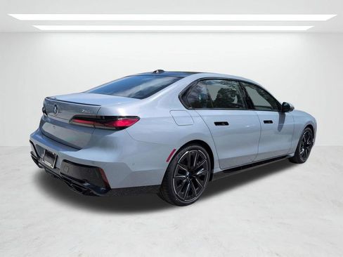 New 2026 BMW 760i xDrive w/ Executive Package AWD/4WD image 4