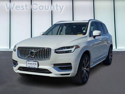 Certified 2024 Volvo XC90 T8 Ultimate w/ Protection Package Premier image 9