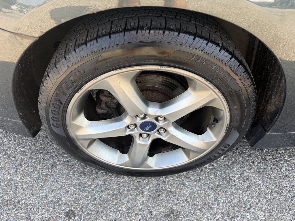 Used 2016 Ford Fusion SE FWD image 8
