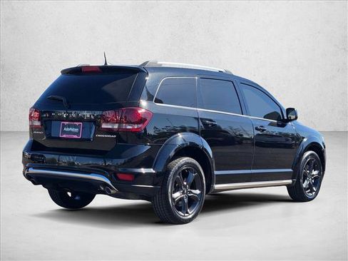 Used 2018 Dodge Journey Crossroad w/ Driver Convenience Group FWD image 5
