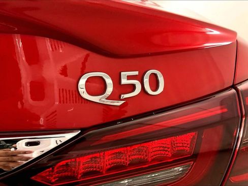Used 2021 INFINITI Q50 Sensory w/ All Weather Package AWD/4WD image 7