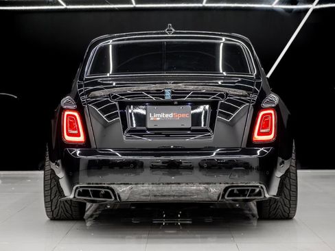 Used 2023 Rolls-Royce Phantom Sedan image 13
