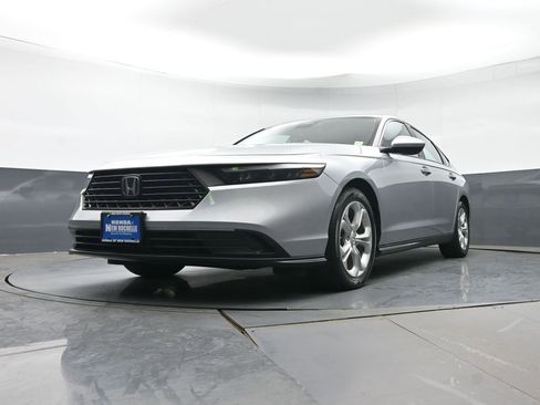 Certified 2024 Honda Accord LX image 24