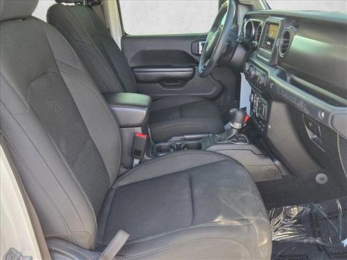 Used 2020 Jeep Wrangler Unlimited Sport S image 20