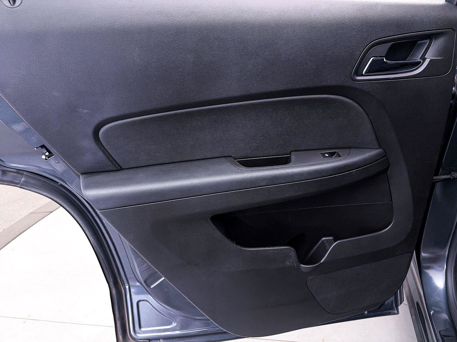 Used 2011 GMC Terrain SLE FWD image 26