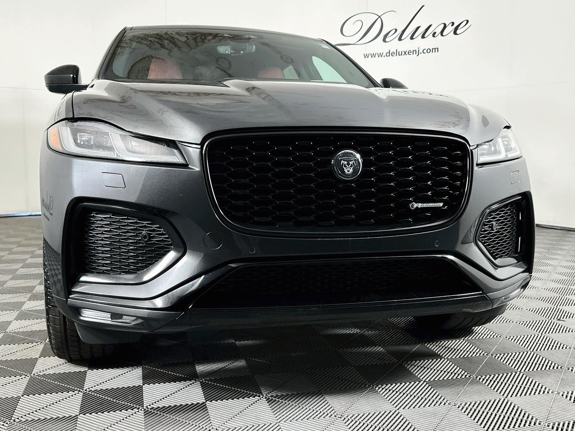 Used 2024 Jaguar F-PACE R-Dynamic S AWD/4WD image 31