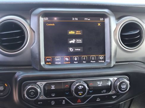 Used 2021 Jeep Wrangler Unlimited Sport AWD/4WD image 14