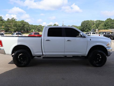 Used 2017 RAM 2500 Laramie AWD/4WD image 4