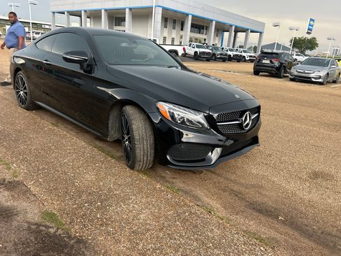 Used 2018 Mercedes-Benz C 300 Coupe image 24