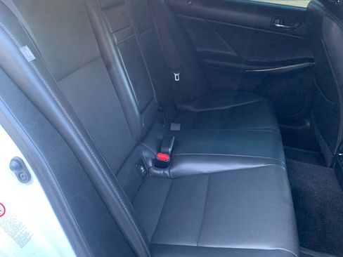 Used 2014 Lexus IS 250 image 10