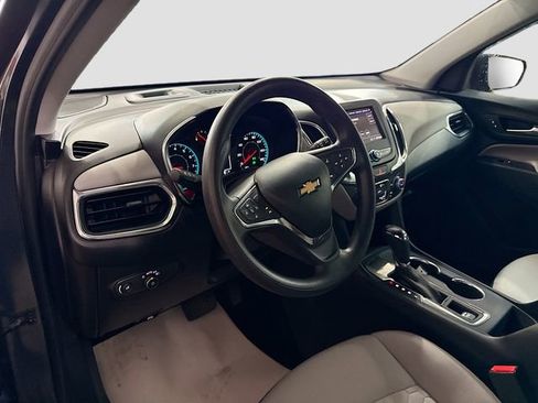 Used 2020 Chevrolet Equinox LS image 10