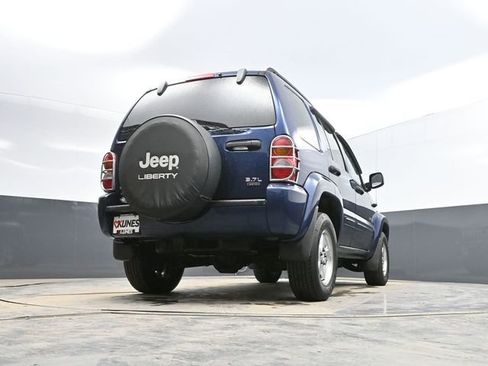 Used 2004 Jeep Liberty Limited w/ Trailer Tow Group image 43