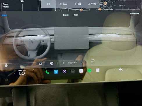 Used 2021 Tesla Model Y Long Range image 16