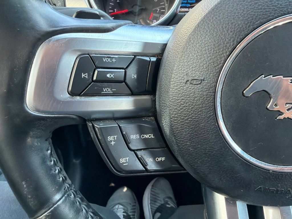 Used 2019 Ford Mustang GT Premium RWD image 40