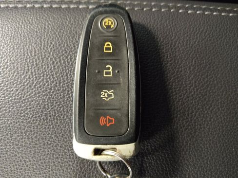 Used 2019 Ford Escape SE FWD image 32