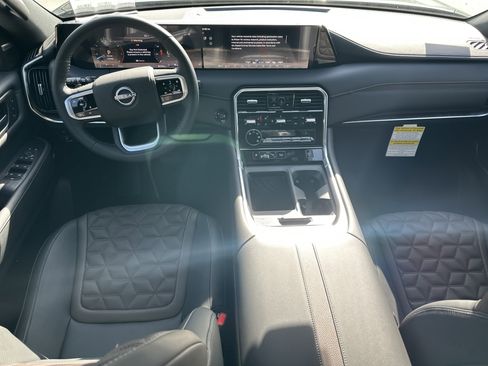 New 2026 Nissan Armada Platinum image 23