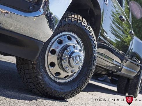 Used 2022 RAM 3500 Laramie AWD/4WD image 17
