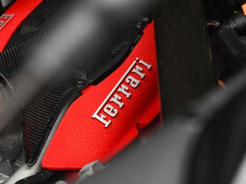 Used 2022 Ferrari SF90 Stradale image 32