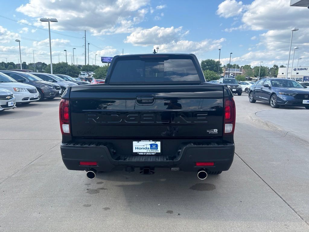 Certified 2026 Honda Ridgeline Black Edition image 6