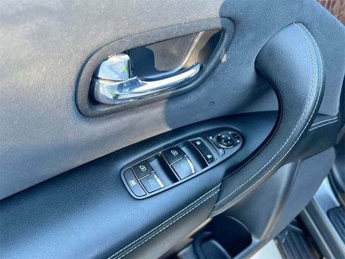 Used 2020 Nissan Armada SV w/ Driver Package image 11