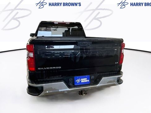 Used 2024 Chevrolet Silverado 1500 LT AWD/4WD image 9