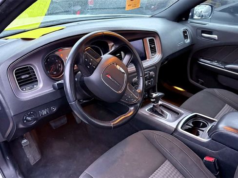 Used 2023 Dodge Charger SXT image 10