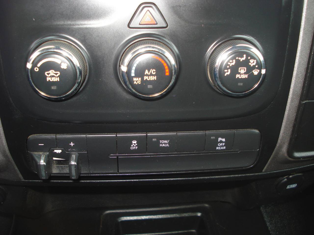 Used 2017 RAM 2500 Tradesman w/ Protection Group AWD/4WD image 36