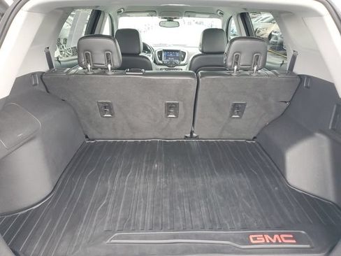 Certified 2019 GMC Terrain SLT w/ Preferred Package AWD/4WD image 8