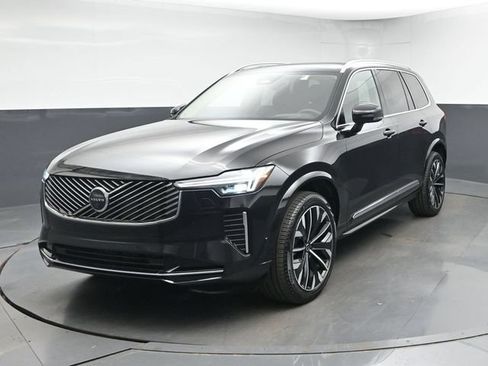 Used 2026 Volvo XC90 B6 Ultra AWD/4WD image 3