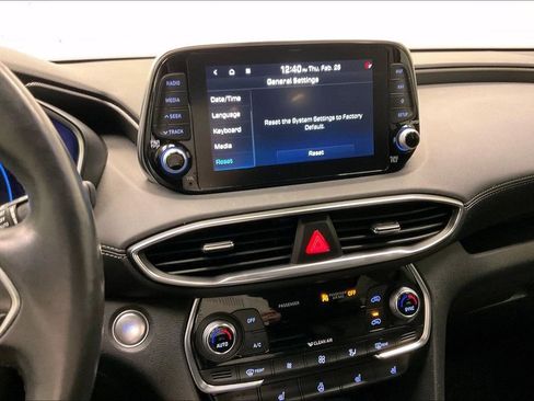 Used 2020 Hyundai Santa Fe Limited image 4