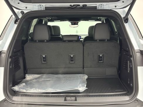 New 2026 Buick Enclave Preferred w/ Power Package image 12