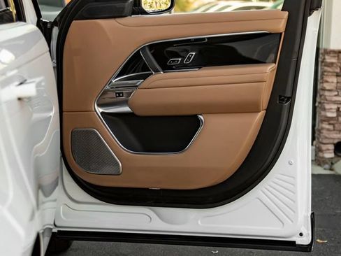 Certified 2024 Land Rover Range Rover Autobiography AWD/4WD image 35