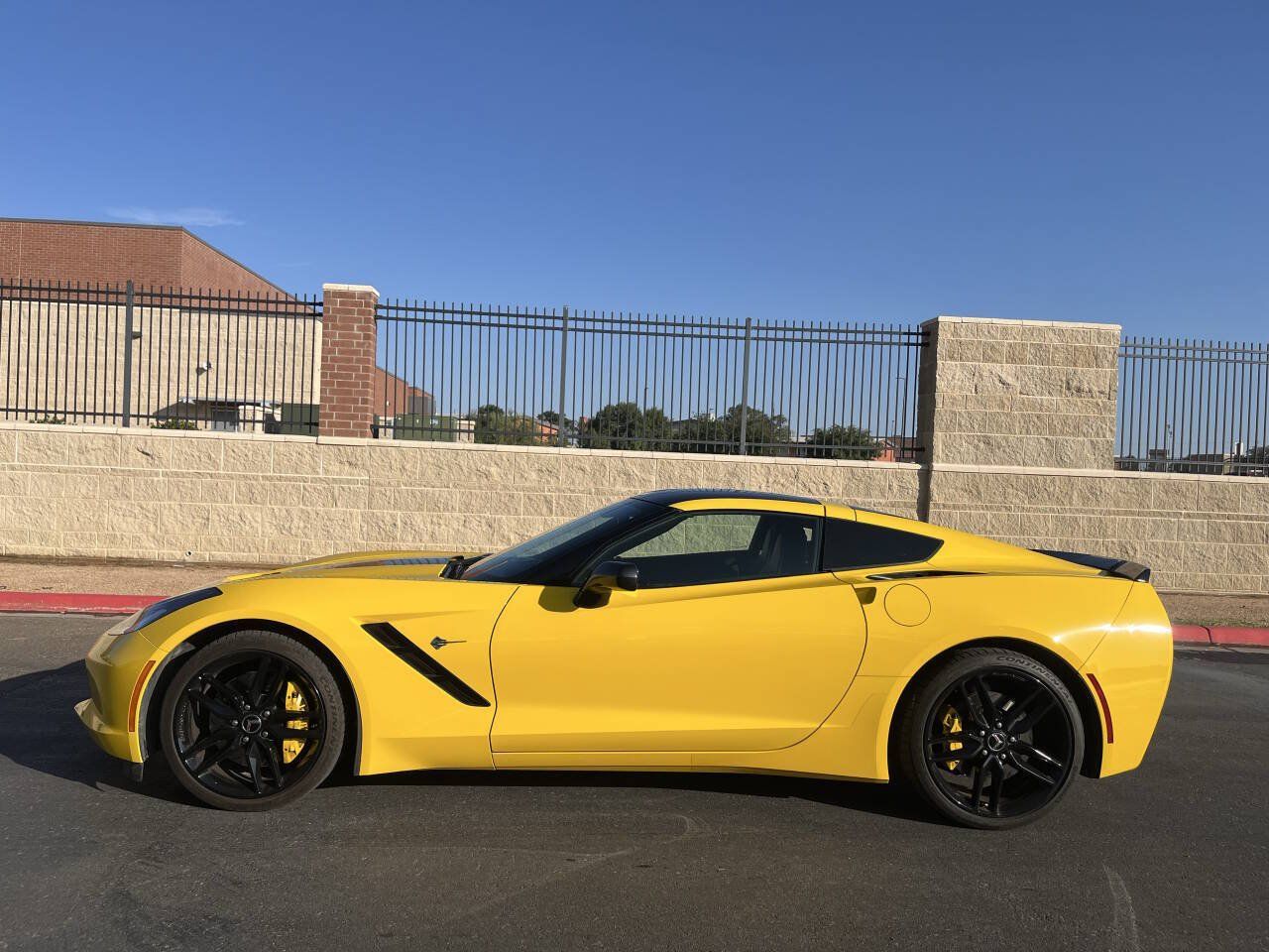 Used 2014 Chevrolet Corvette Stingray Coupe w/ 2LT Preferred Equipment Group RWD image 1