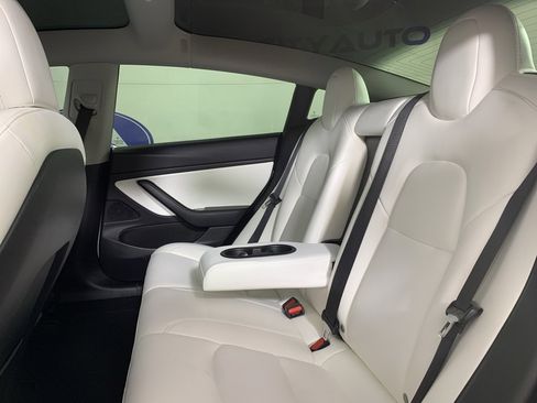 Used 2020 Tesla Model 3 Long Range image 33