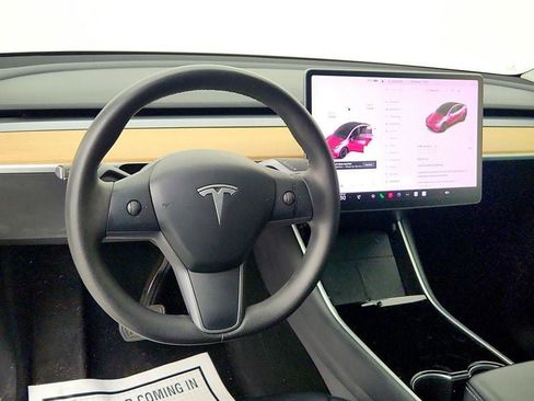 Used 2020 Tesla Model Y Long Range AWD/4WD image 10