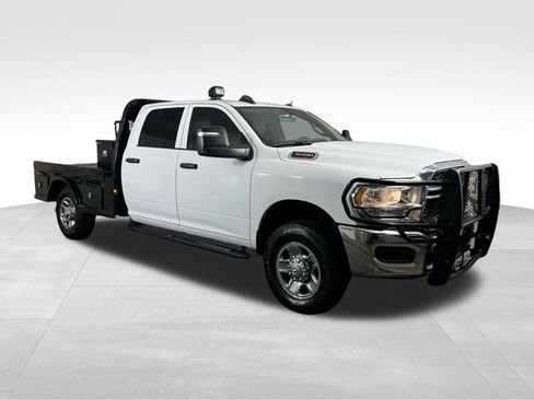 Used 2024 RAM 3500 Tradesman w/ Chrome Appearance Group AWD/4WD image 1
