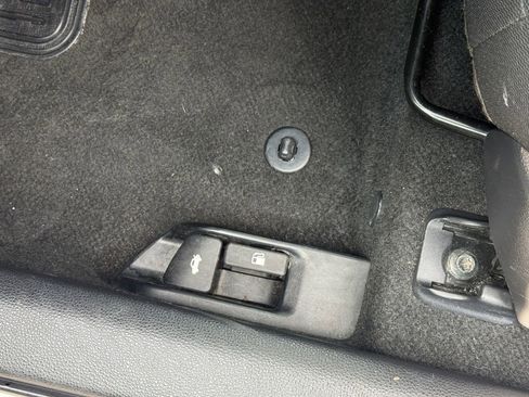 Used 2024 Toyota Corolla LE FWD image 28
