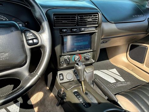 Used 2002 Chevrolet Camaro Z28 w/ Sport Appearance Pkg RWD image 9