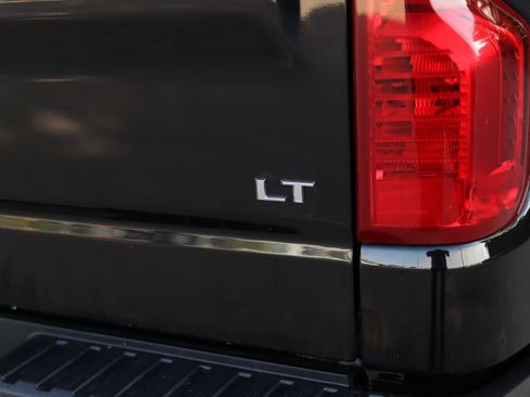 Used 2024 Chevrolet Silverado 1500 LT AWD/4WD image 35