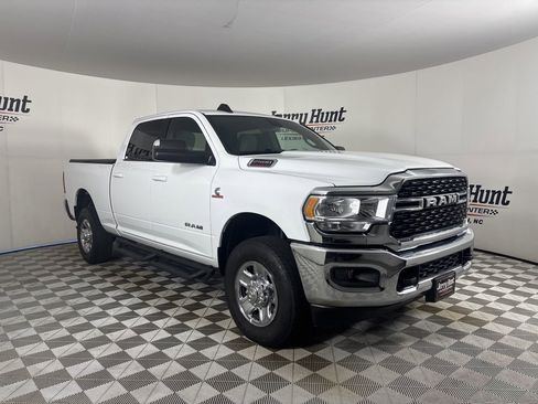 Used 2022 RAM 2500 Big Horn w/ Cold Weather Group image 3